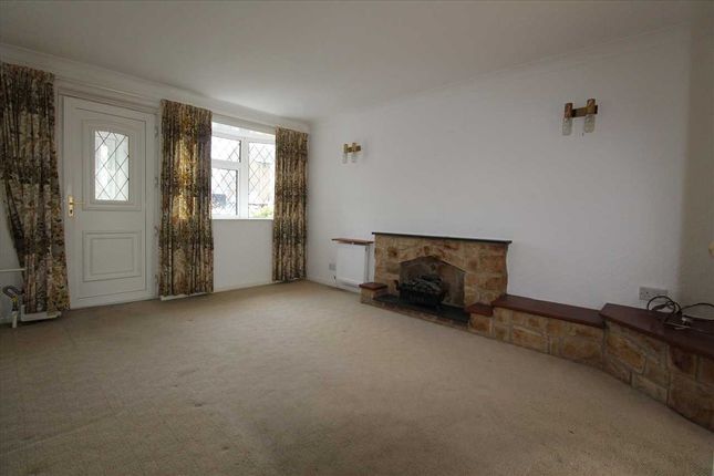 2 Bed Flat For Sale In Whitelaw Place Collingwood Chase