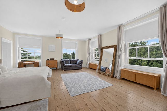 3 Purley Magna, Reading photo 4