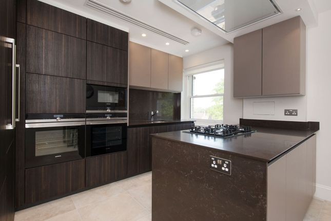 Thumbnail Flat to rent in Arkwright Road, Hampstead
