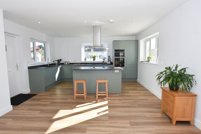 8 Kel Skiber,, Merritts Hill, Redruth photo 2
