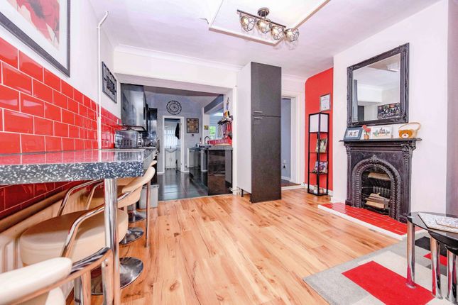 24, Mostyn Road, Bedfordshire photo 4