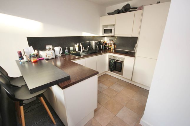 Apartment 611 Saville Building, Potato Wharf, Manchester photo 2