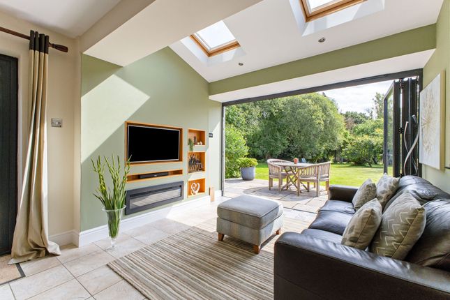 Longdene, Farnham Road, Sleaford photo 3