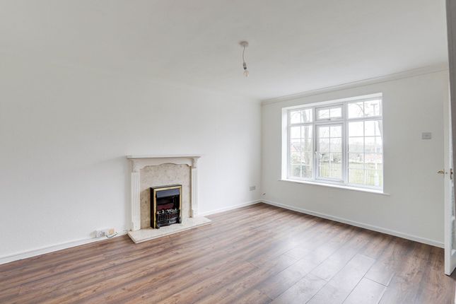 40 Spinningdale, Nottingham photo 2