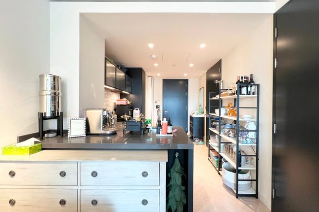 Apartment N1001, London photo 4