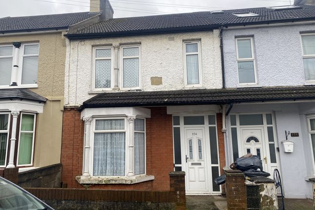 Terraced house for sale in St Johns Road, Kent