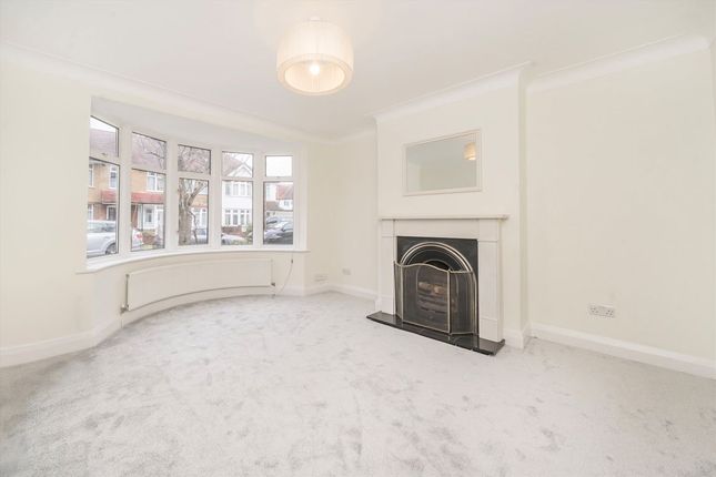 11, Springvale Avenue, Brentford photo 3