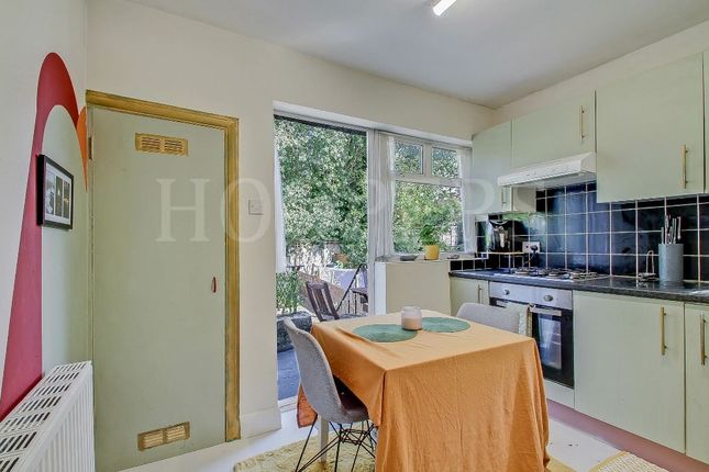 106a, Tanfield Avenue, London photo 3