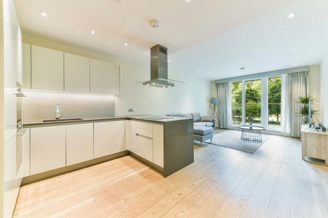 4, Camellia House, London photo 4