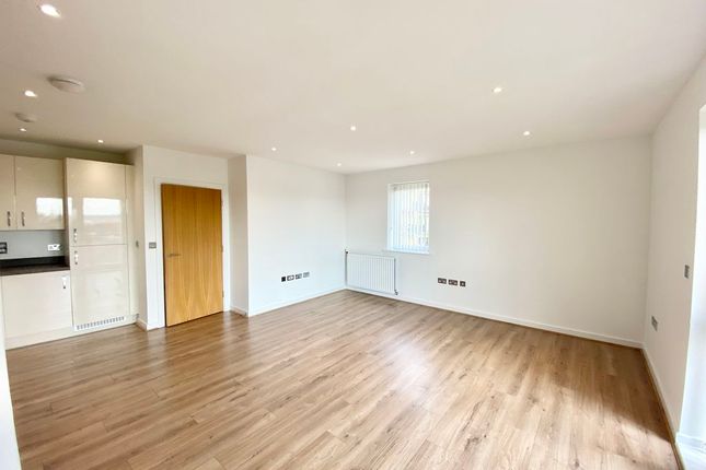 87 Argent House, Handley Page Road, Barking photo 3