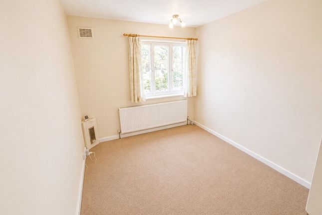 350a Lucas Court, Alexandra Avenue, Harrow photo 4