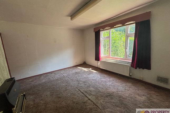 49 Maine Drive, Derby photo 2