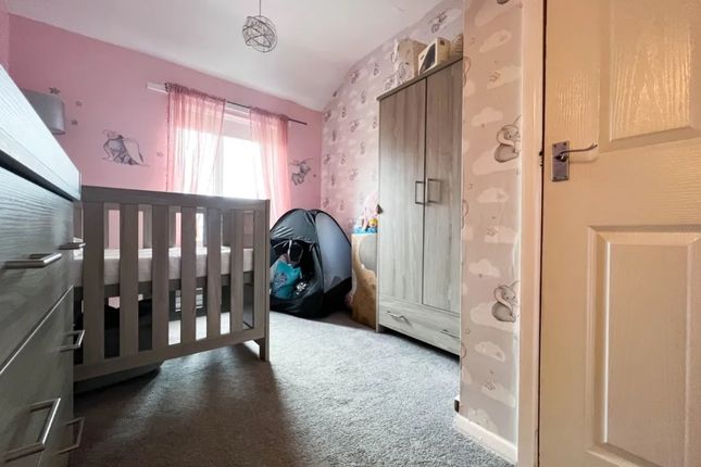 54, Britannia Place, Redcar photo 4