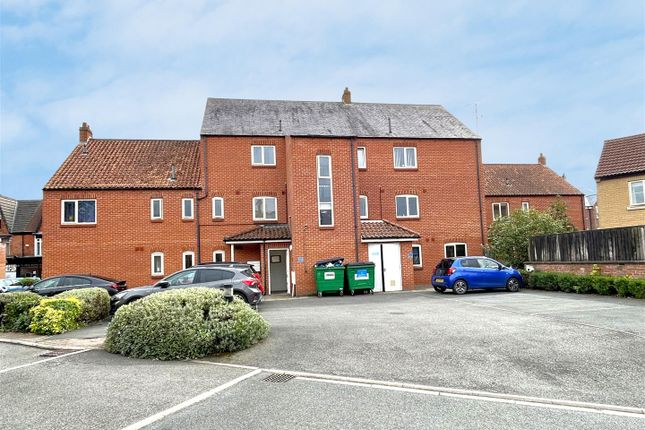 2-bed flat on 3, Andrew House, North Yorkshire, £110,000