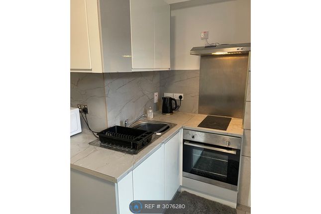 Suite, High Street, Wombwell, Barnsley photo 2