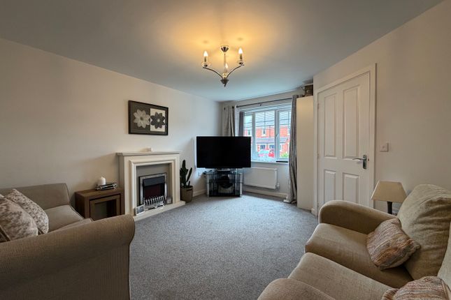3, Harston Grove, Stone photo 4