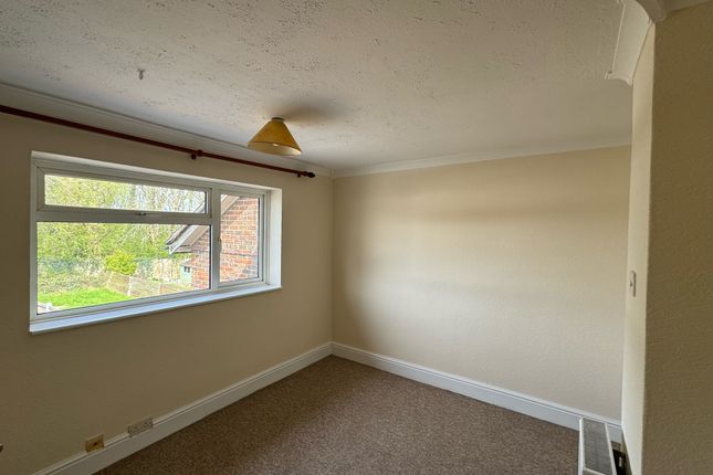 Property to rent in Loveletts, Crawley