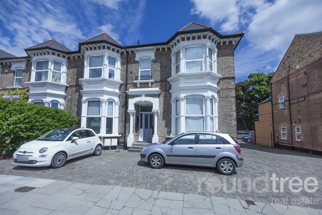 Flat for sale in Sunny Gardens Road, Hendon