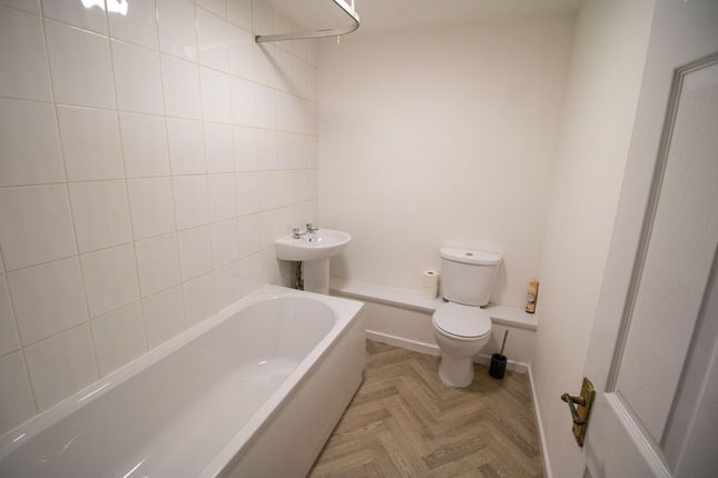 19 Bridgeman House, Moorfield Chase, Bolton photo 5