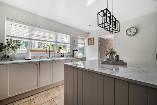 271A,, Kempshott Lane, Hampshire photo 4