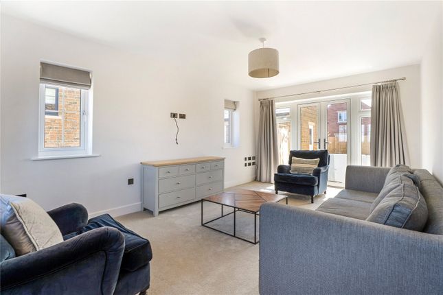 31, Hobart Way, Oxfordshire photo 3