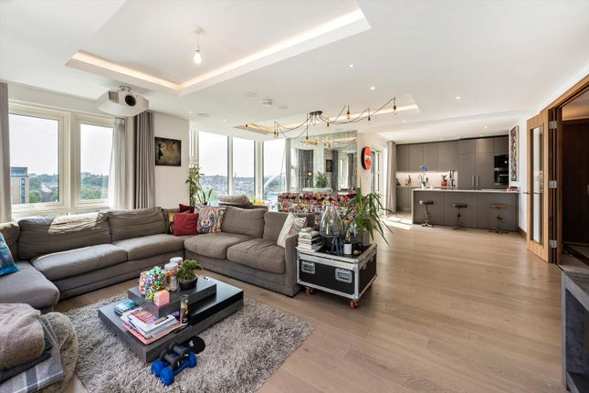 Thumbnail Property for sale in Juniper Drive, London