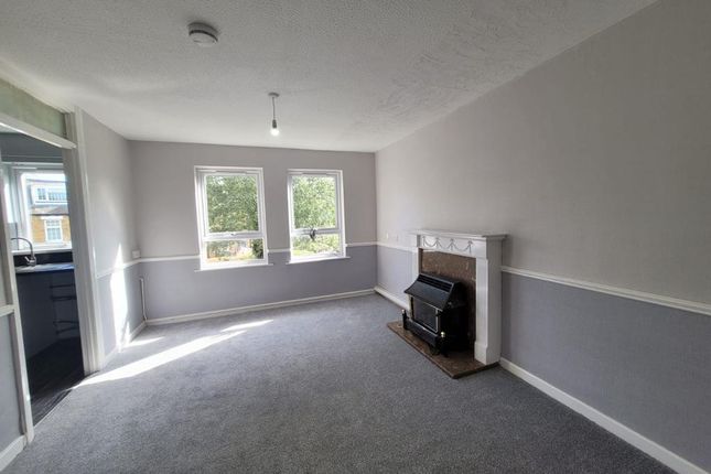 Flat for sale in Montague Street, Bradford