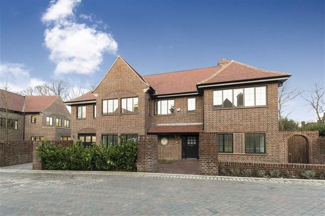 Thumbnail Detached house to rent in Chandos Way, Hampstead Garden Suburb