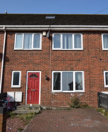 Thumbnail Town house for sale in Hendon Road, Sunderland, Tyne And Wear