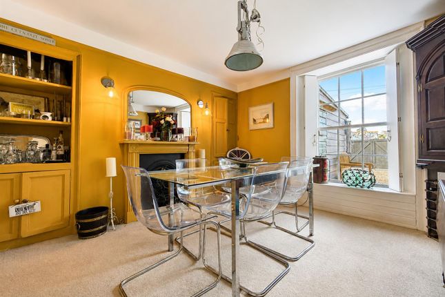 Old Forge Cottage, 133, Mount Pleasant Road, Brixham photo 3