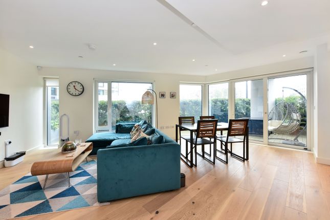 Three Bedroom Apartment To Rent