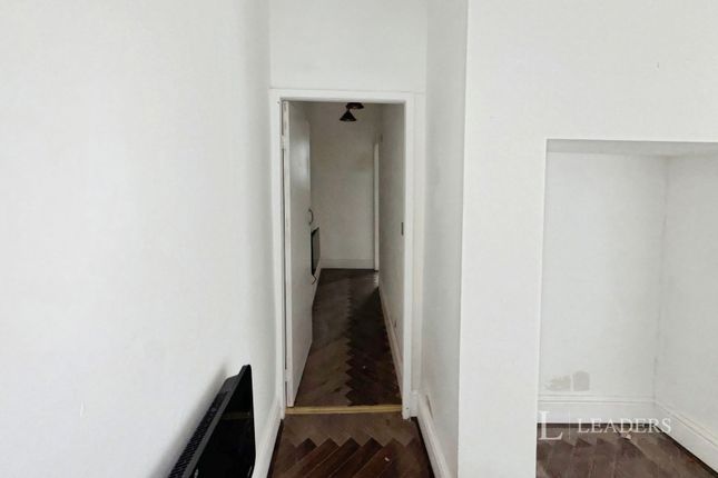 Flat 2, 35, General Street, Lancashire photo 3