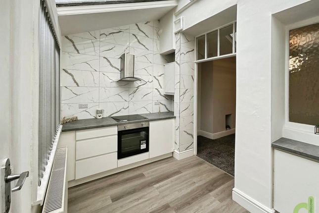 12 Livesey Street, Blackburn photo 3