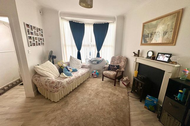 91, Woodville Road, Birkenhead photo 2