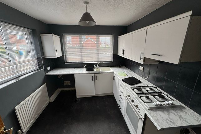 11, Willowdale, HULL photo 2