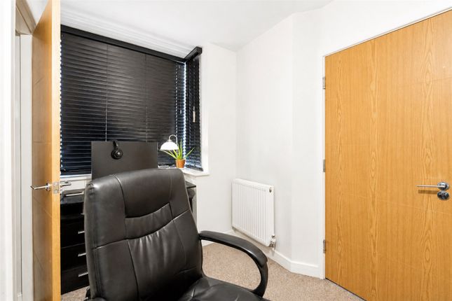 HUBERT ROAD, BIRMINGHAM photo 2