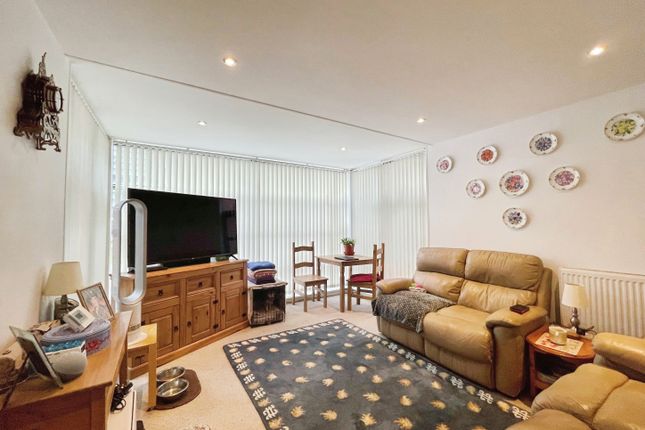 1, Nexus Apartments, Gillingham photo 2