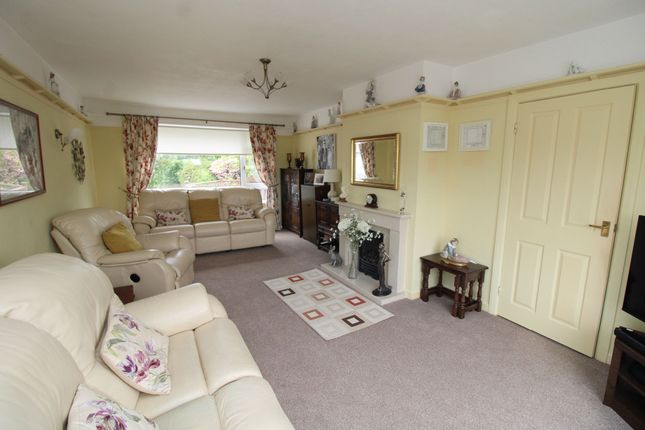 6 Merryland Gardens, Paignton photo 2