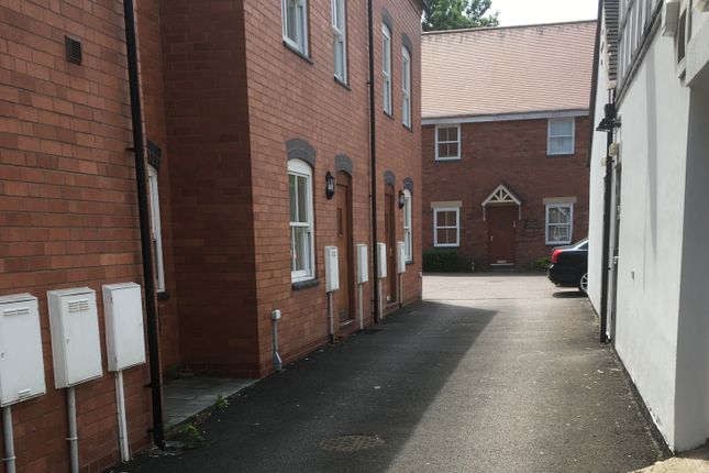 Thumbnail Duplex to rent in Station Street, Atherstone