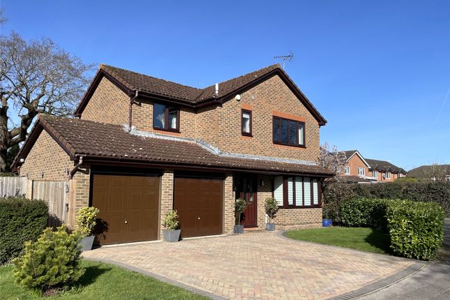 Detached house to rent in The Copse, Farnborough, Hampshire