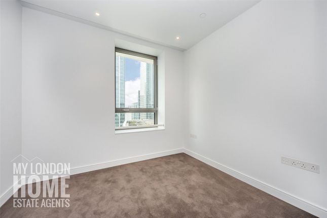 Flat for sale in 10 Park Drive, Canary Wharf