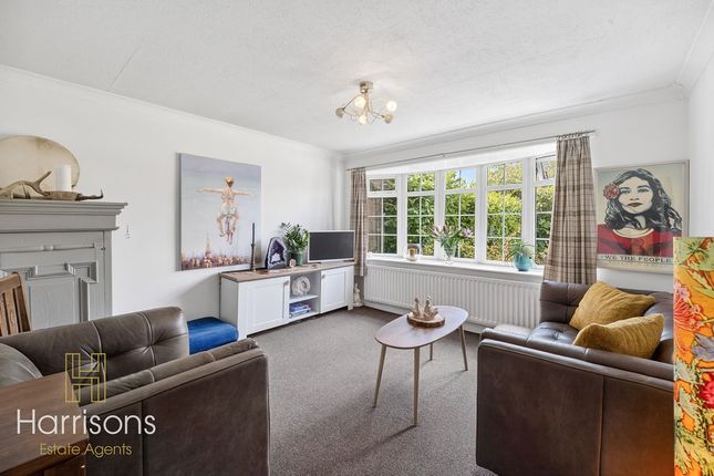 33, Moorlands View, Bolton photo 2