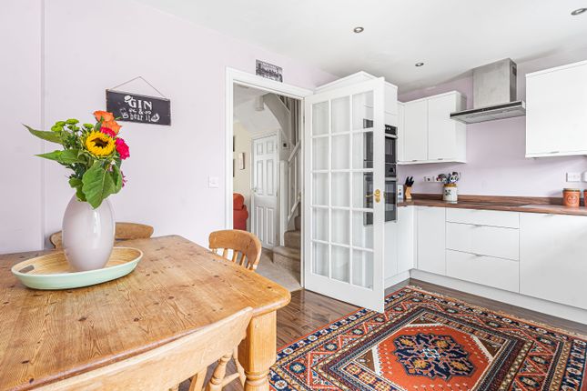 15, Chestnut Crescent, Newton Abbot photo 3