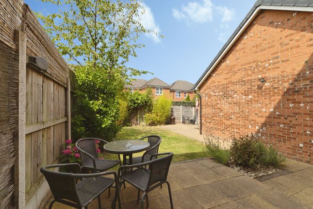6, Elms Way, Yarm photo 2