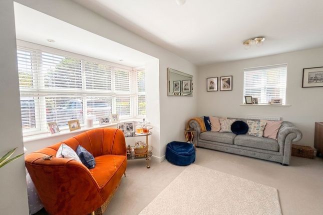 16 Ernest Avenue, Manchester photo 3