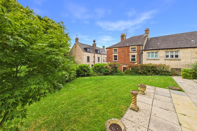 2 Weavers House,, Wesley Court, Gloucestershire photo 3