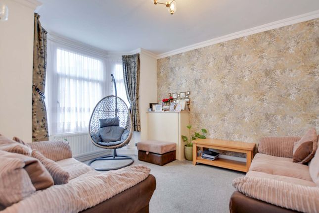 134 St. Saviours Road, Leicester photo 2