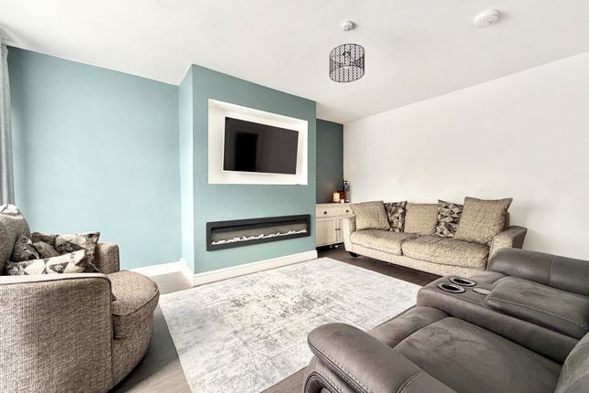 11, Pardovan Place, Falkirk photo 5