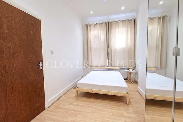 Thumbnail Room to rent in Stapleton Hall Road, London