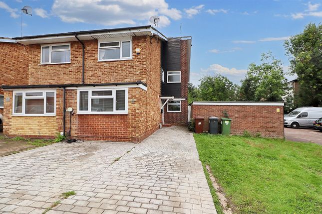 4-bed house on 27, Kingsley Avenue, Borehamwood, £650,000